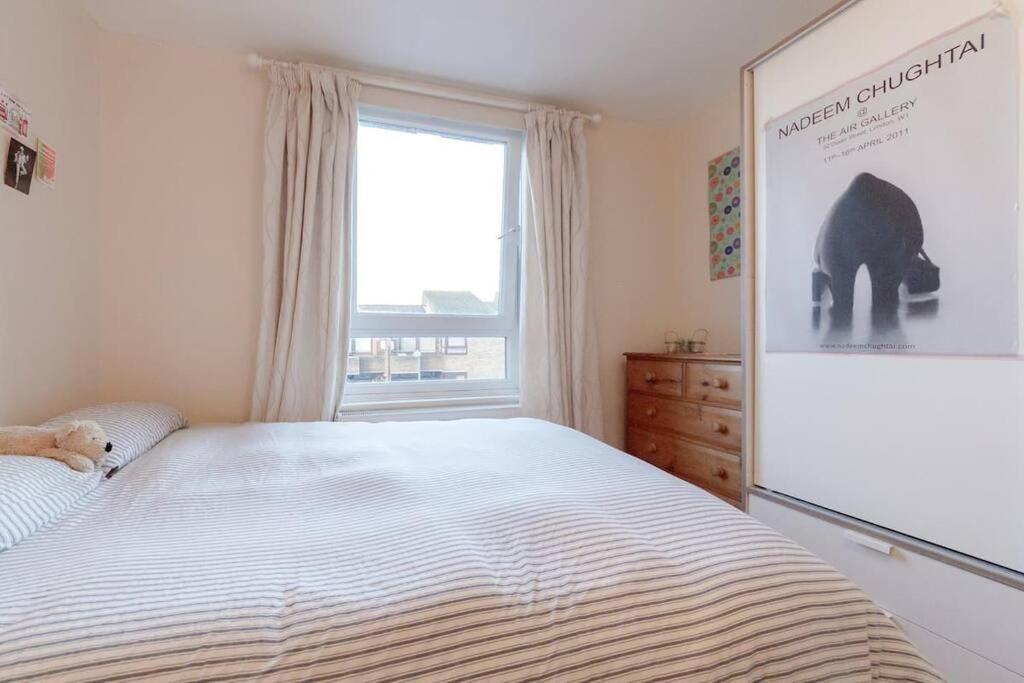Апартаменты Spacious Two Double Bedroom Flat